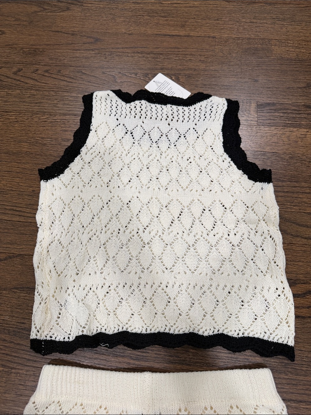 Cupshe Cream Knit High-Waist Shorts with Black Trim and tank top set - Picture 8 of 8